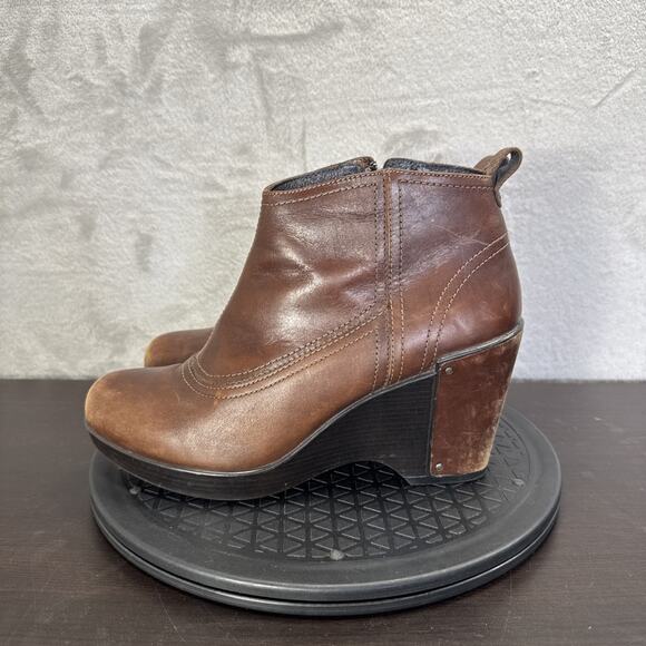 Dansko Women's Fawn Boot Size 40 / 9.5 Wedge Platform Bootie Brown Leather Comfy - Picture 3 of 9